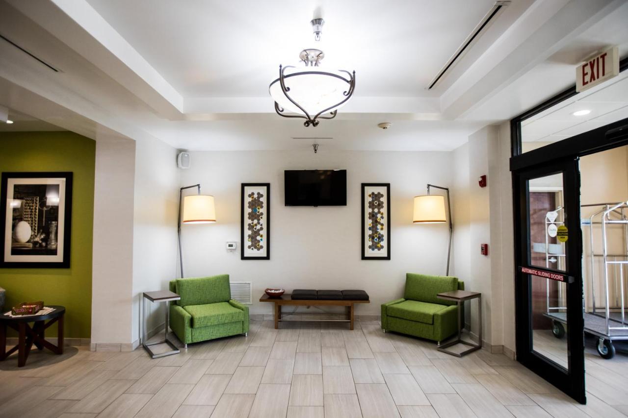 Holiday Inn Express Dayton By Ihg Bagian luar foto