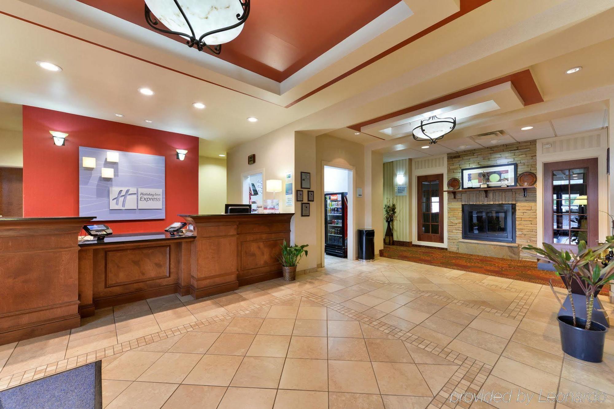 Holiday Inn Express Dayton By Ihg Bagian luar foto