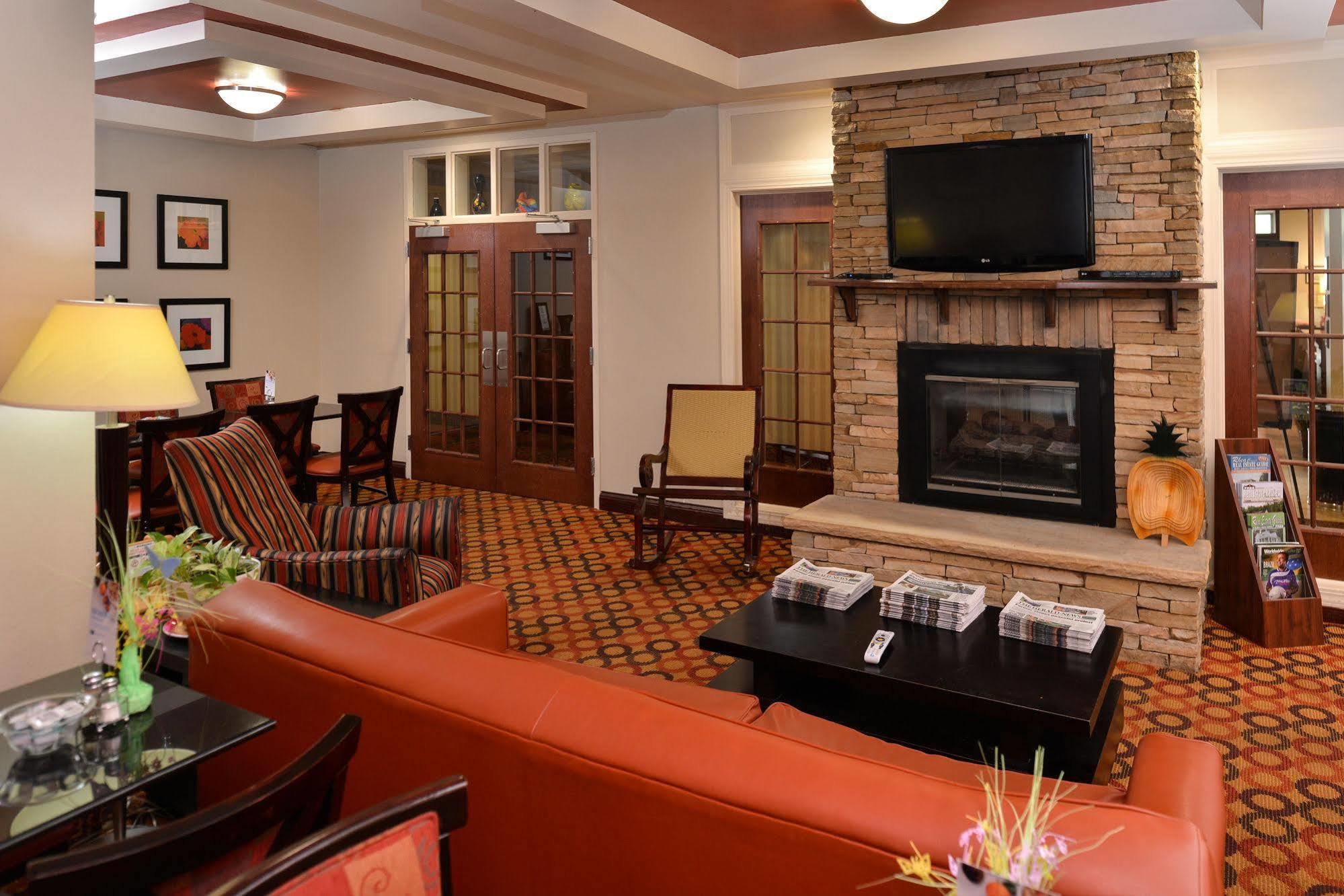 Holiday Inn Express Dayton By Ihg Bagian luar foto