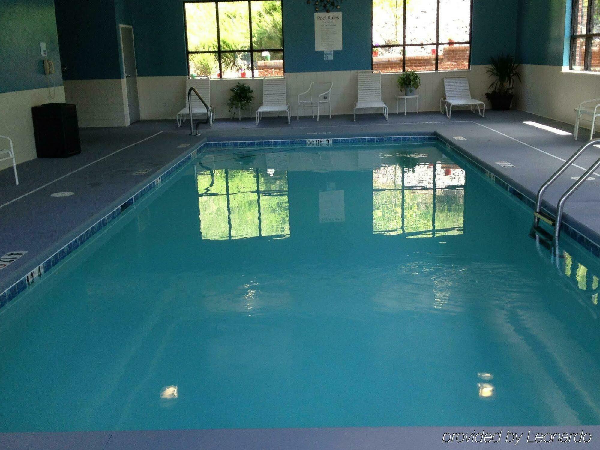 Holiday Inn Express Dayton By Ihg Bagian luar foto