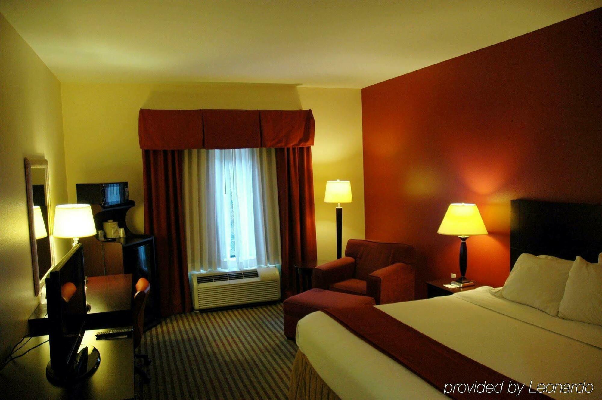 Holiday Inn Express Dayton By Ihg Bagian luar foto